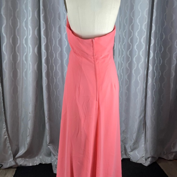 Coral formal gown - Picture 5 of 9